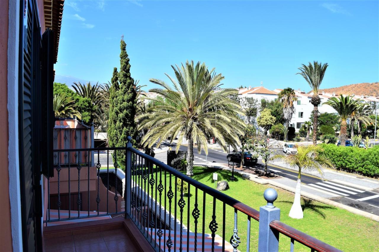 Victoria Family Apartman Tenerife Costa Del Silencio Exterior photo